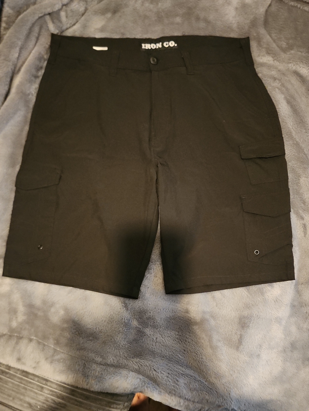 IR0N CO. Men’s Black Cargo Shorts with Utility Pockets